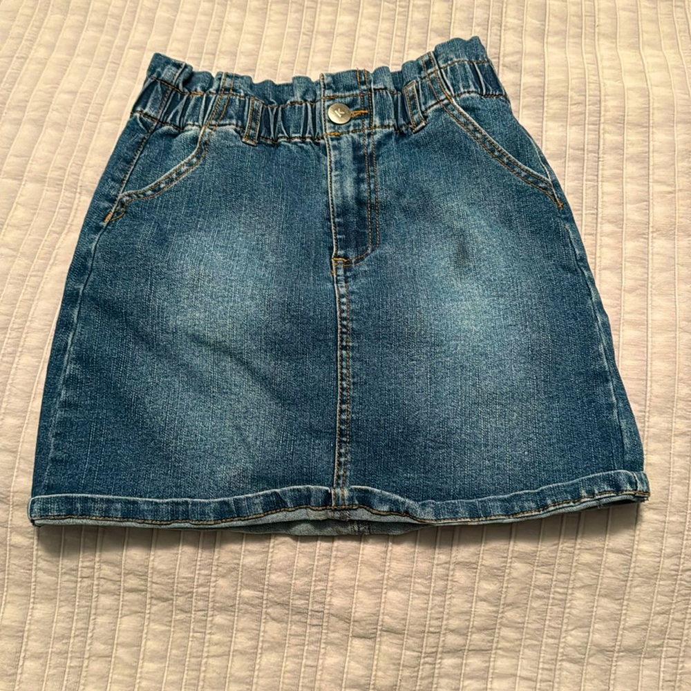 Girls denim skirt ￼